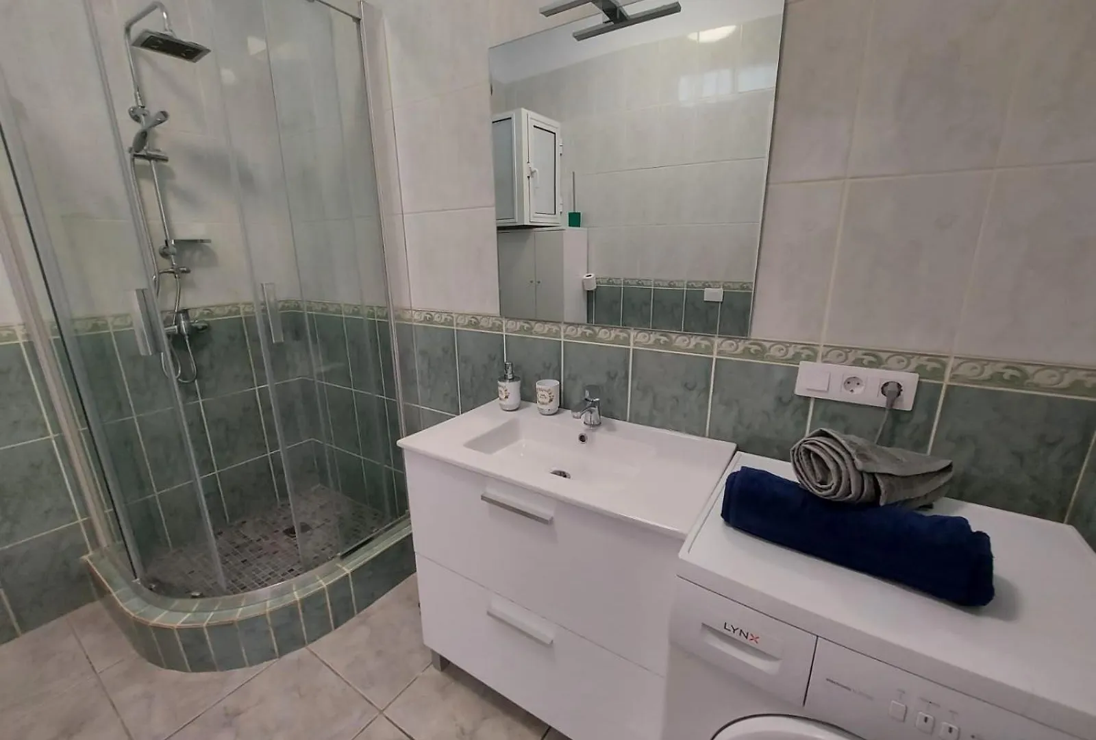 הוילה אדחה Chiara Garden View בית נופש