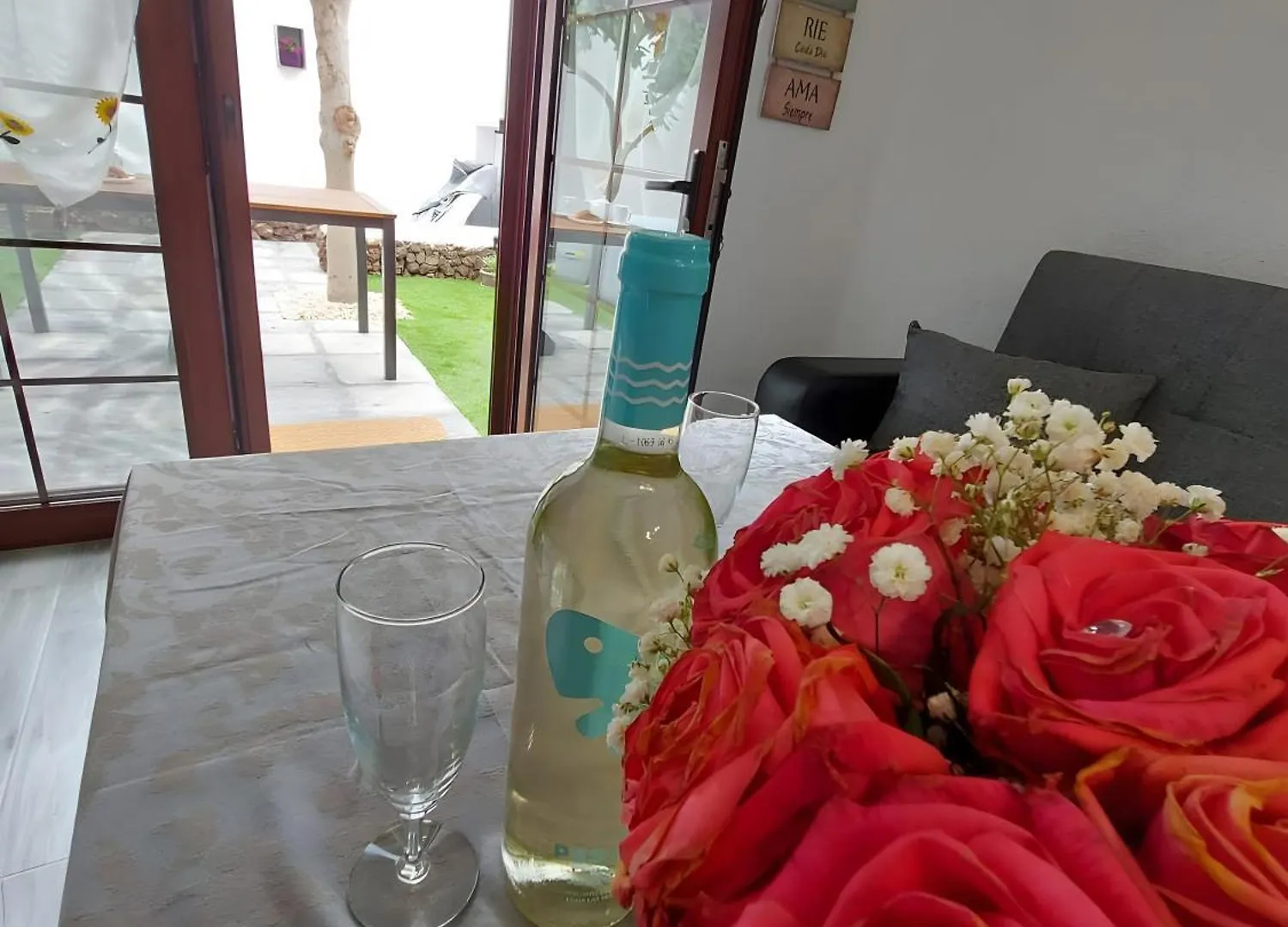הוילה אדחה Chiara Garden View בית נופש