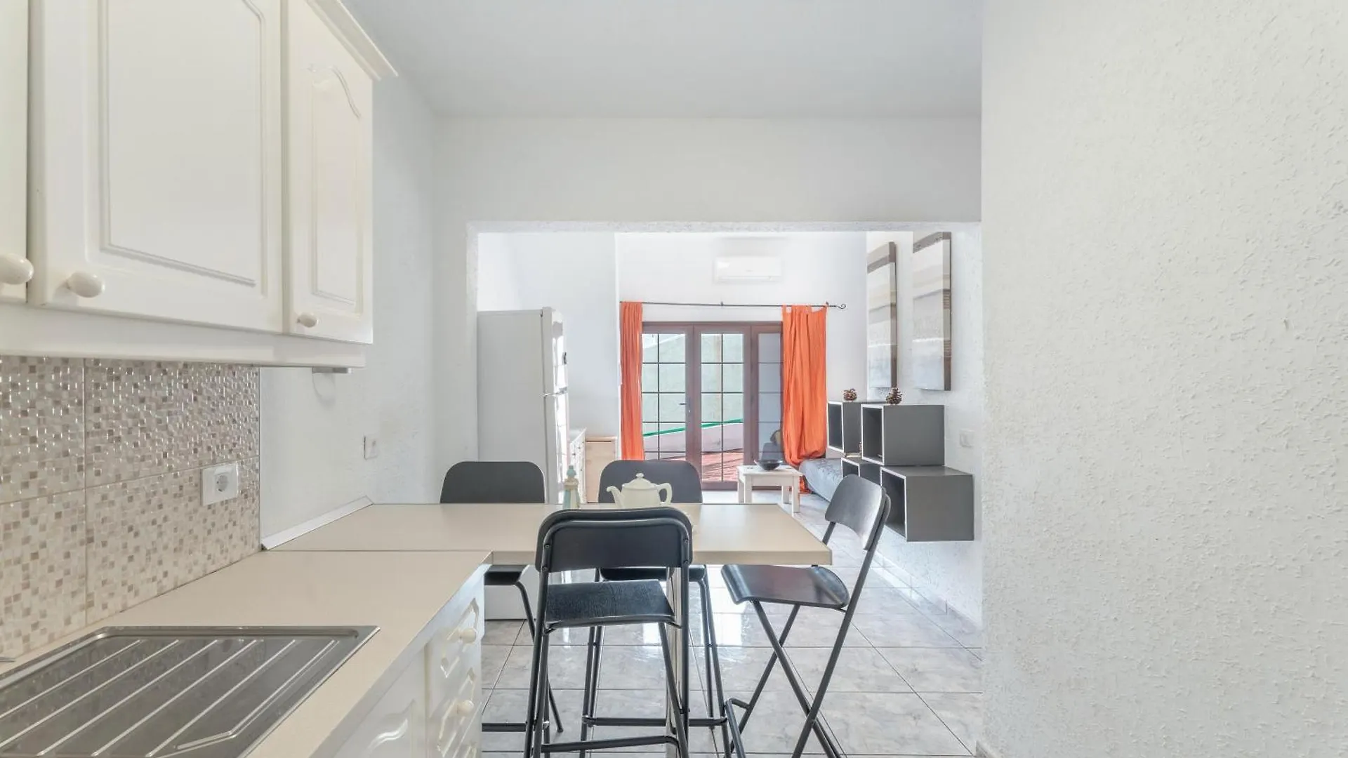 בית נופש הוילה אדחה Chiara Garden View