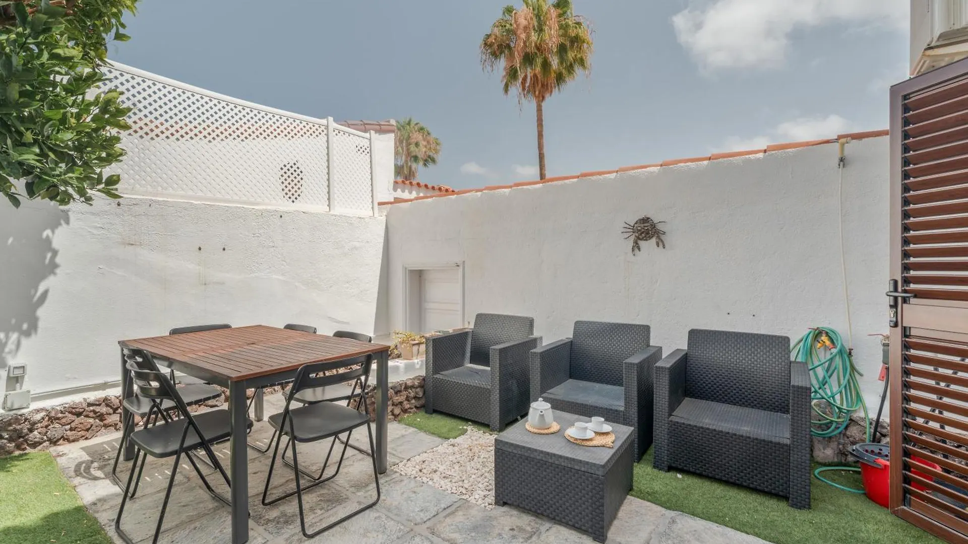 הוילה אדחה Chiara Garden View